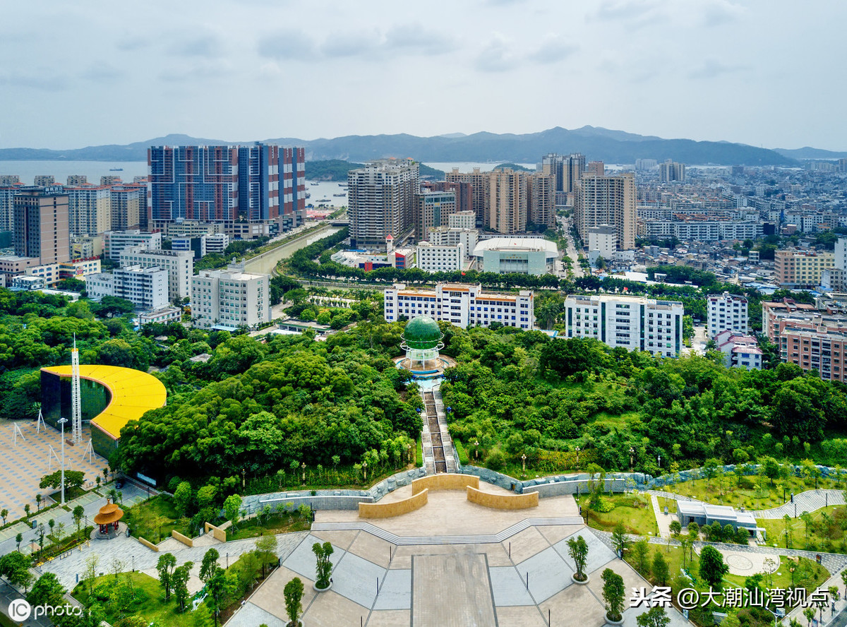 广东有哪些地级以上市、有哪些县级行政区，各市的区号车牌是什么