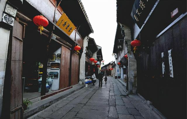 南京老街步行街夜景（隐藏在南京的七条市井老街）(16)