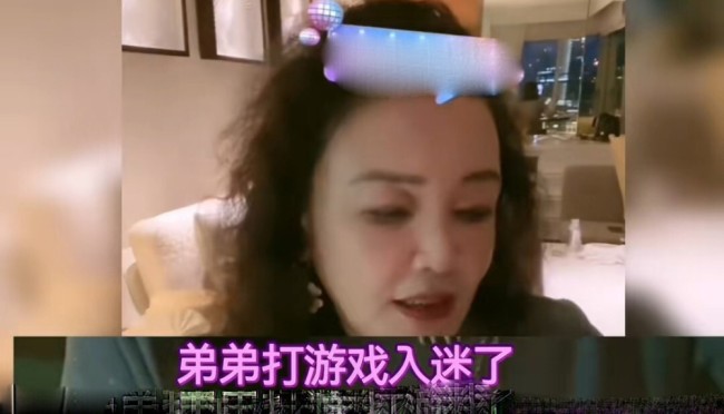 张兰和孙子孙女终于相见了 “问孙子想不想吃麻六记”被骂上热搜！