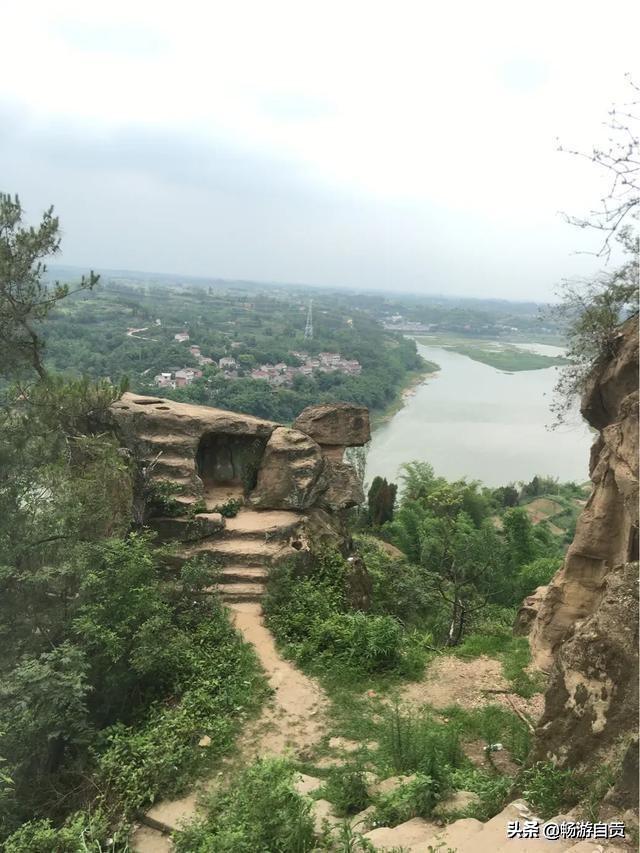 自贡旅游十大必去景点（畅游自贡之西蜀名山）(15)