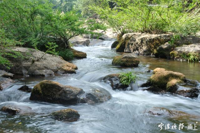 宁波十大旅游景点介绍（宁波这座千年古村藏着一条大峡谷）(3)