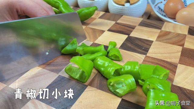 蛋炒饭家常做法大全图解（蛋炒饭这样做才好吃）(2)