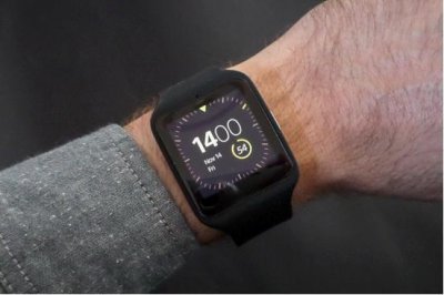 ​索尼smartwatch 2不锈钢版（索尼SmartWatch3体验时尚防水）