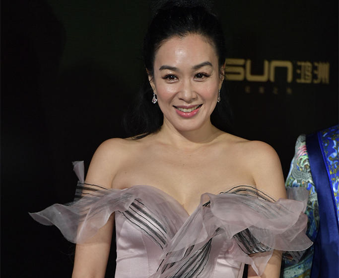 女明星素颜照和化妆对比照(明星素颜化妆大对比