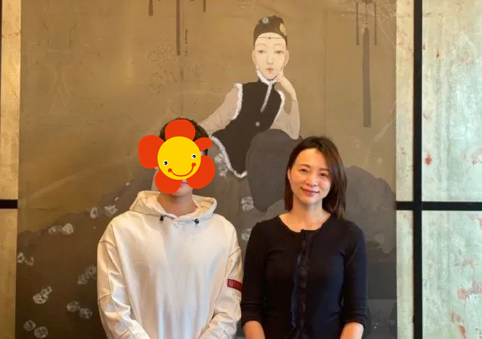 女明星素颜照和化妆对比照(明星素颜化妆大对比