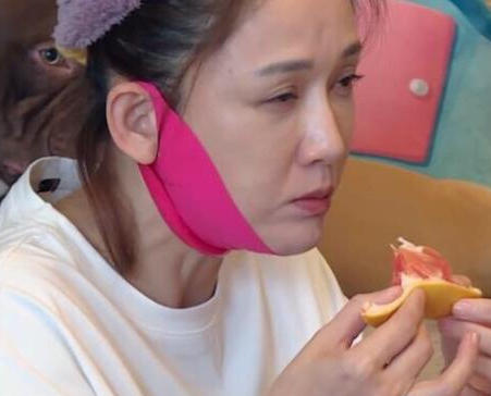 女明星素颜照和化妆对比照(明星素颜化妆大对比