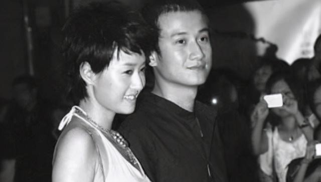 马伊琍前夫是管虎吗(马伊琍与管虎有一个儿子是真的吗)