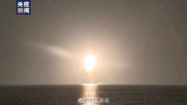 一箭九星长征十一号海上发射成功（我国成功在海上发射一箭双星）(1)