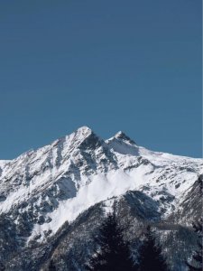 ​四川达古冰川看雪（四川阿坝达古冰川下雪）