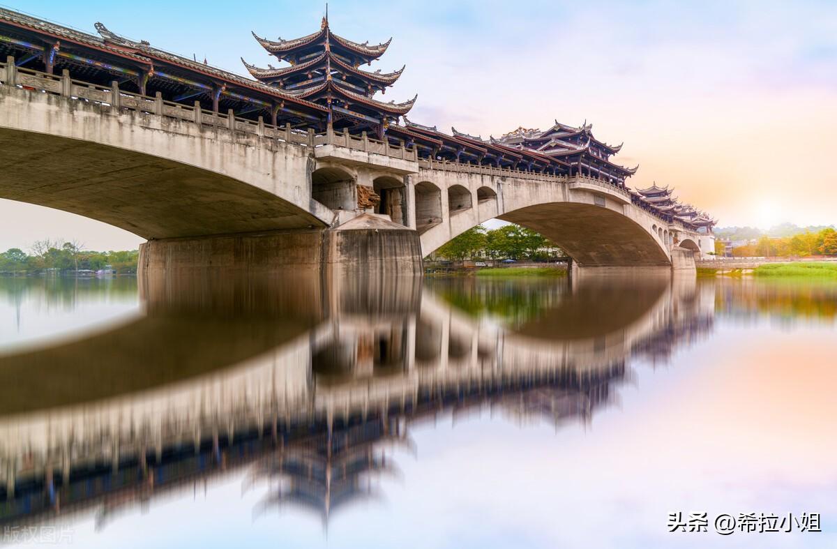 成都附近有哪些好玩的地方或景点(成都周边好玩的旅游景点)