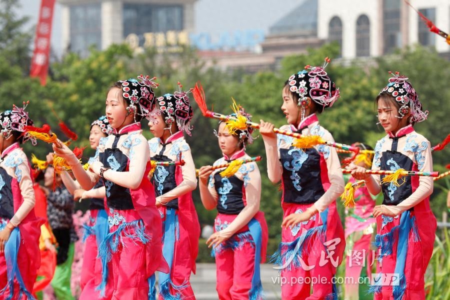 江苏盱眙第十九届龙虾节开幕