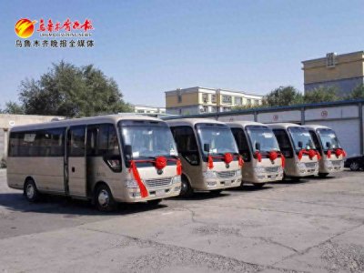 ​机场至乌鲁木齐站开通专线班车，票价10元