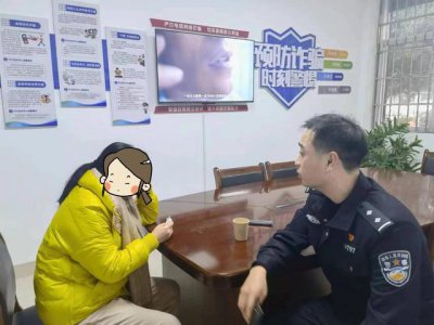 ​女子被骗百万后对姐姐说“不转30万我就跳楼”，民警及时赶到